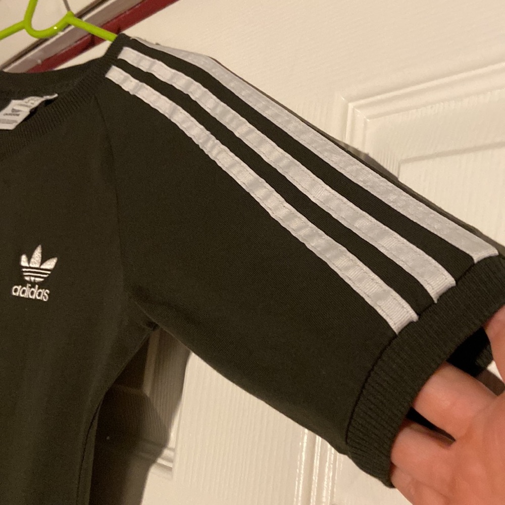 Adidas - Picture 4 of 5